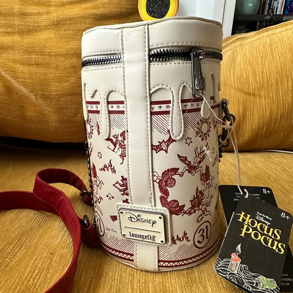 Hocus Pocus Candlelight Purse - Picture 3 of 4